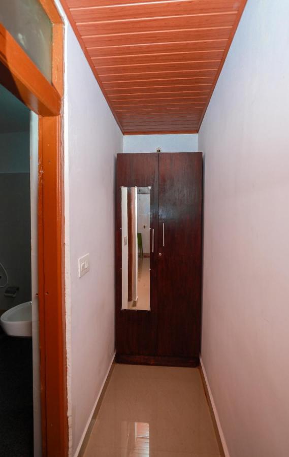 River View Guest House Мадикери Экстерьер фото