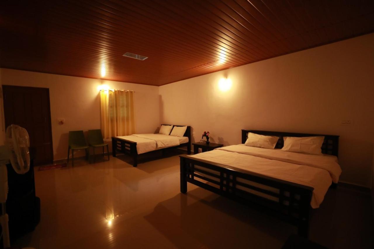 River View Guest House Мадикери Экстерьер фото